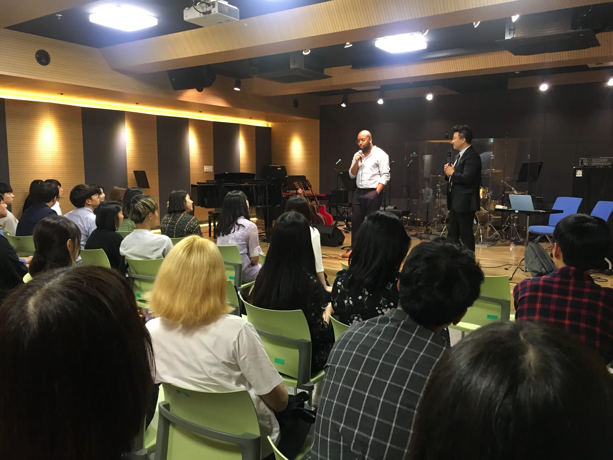 Jamon Maple teaching masterclass in Korea